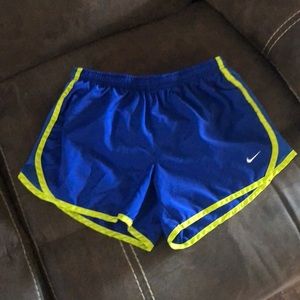 Nike shorts, blue/yellow, youth L